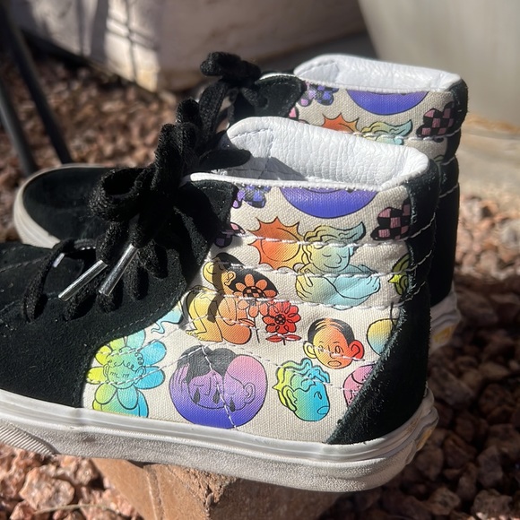 Vans Kids Sk8-Hi Cultivate Care Floral Black & White Skate Shoes, Used - Picture 3 of 11